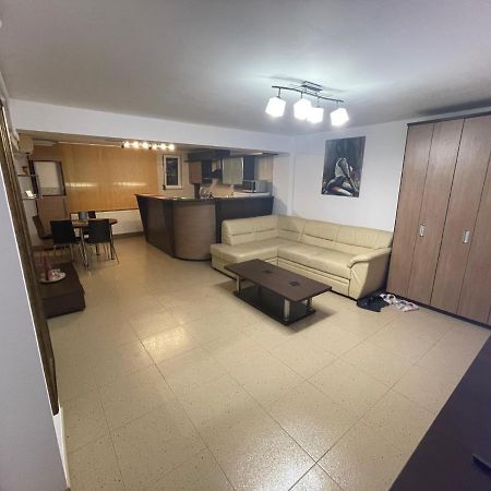 Delize Rent Mamaia Appartamento Esterno foto
